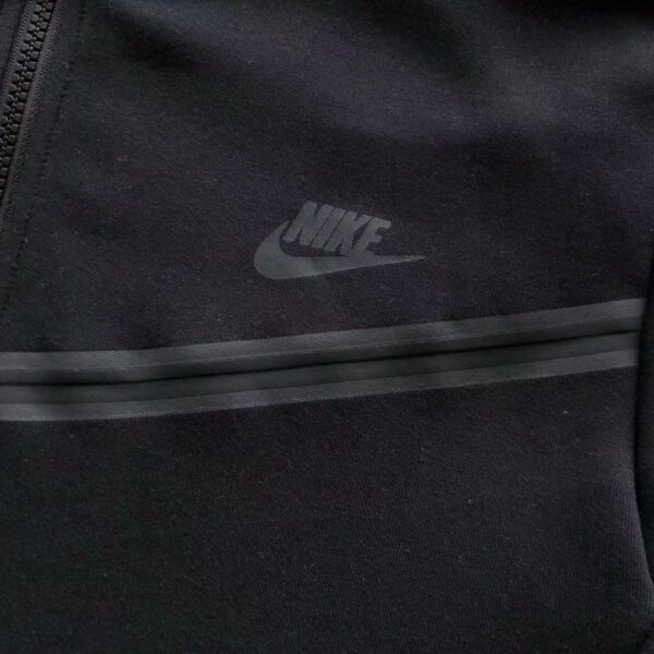 Nike Tech Negro - Imagen 5