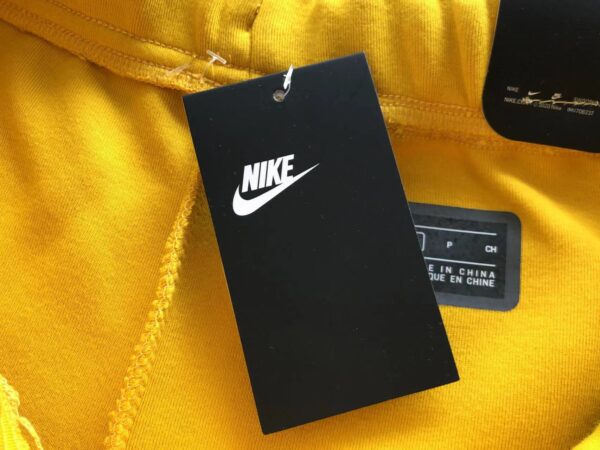 Nike Tech Amarillo - Imagen 12